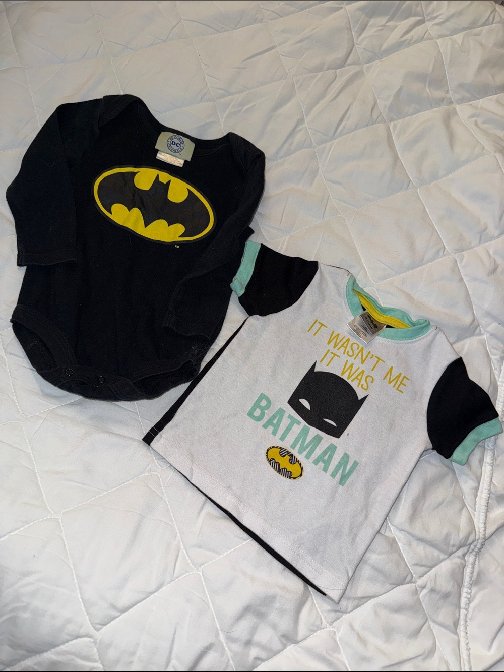 6/12m Batman Baby Bodysuit & Tee Set - Black, Yellow, Mint t-shirt VTG